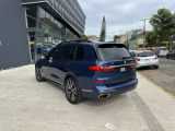 X7 M50i