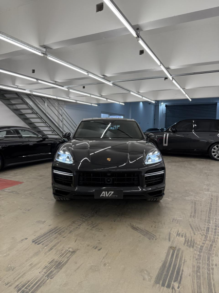 Cayenne Coupe Turbo S E-Hybrid