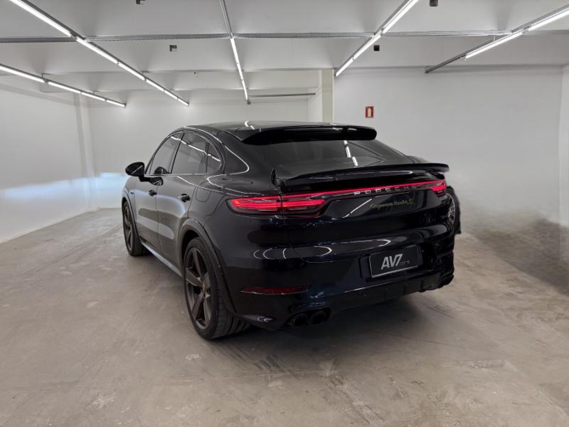 Cayenne Coupe Turbo S E-Hybrid