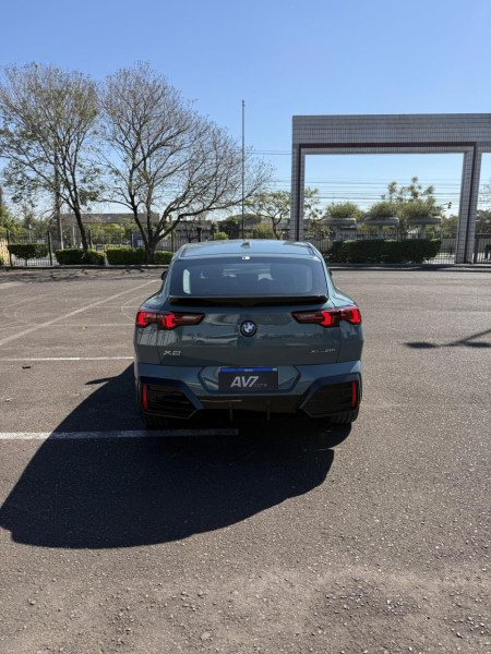 X2 20i M Sport