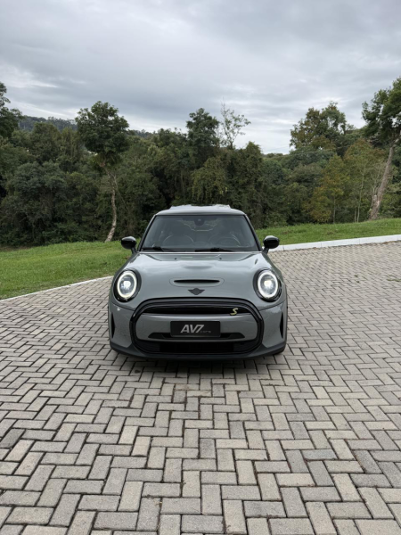 Mini Cooper SE Top