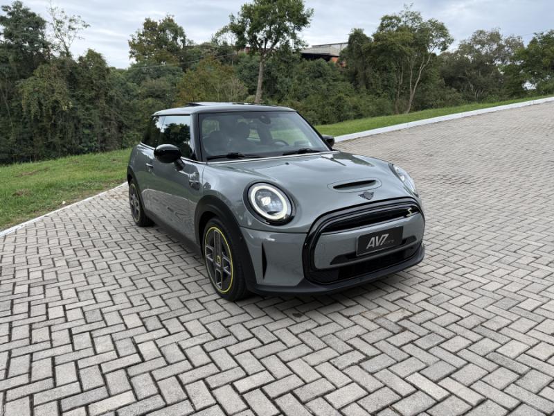Mini Cooper SE Top