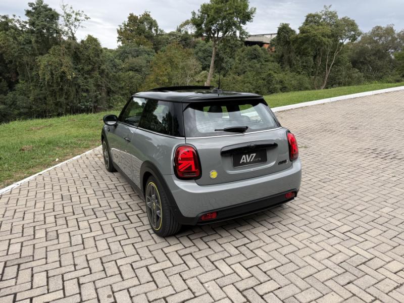 Mini Cooper SE Top