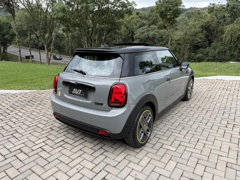 Mini Cooper SE Top