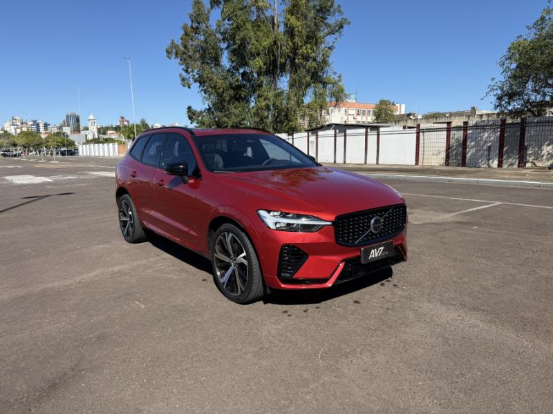 XC 60 T8 Ultimate Dark
