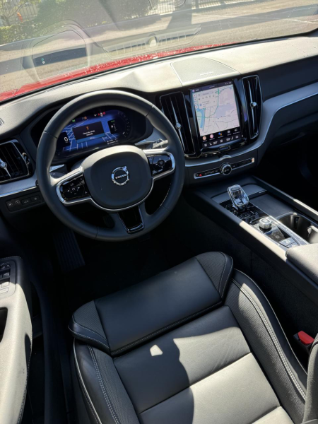 XC 60 T8 Ultimate Dark