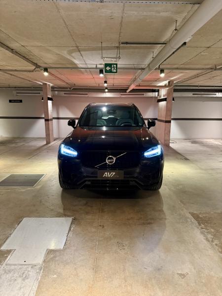 XC 90 T8 Ultimate Dark 