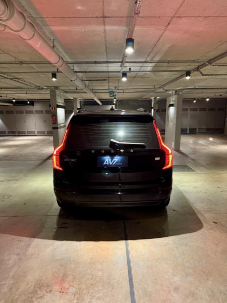 XC 90 T8 Ultimate Dark 