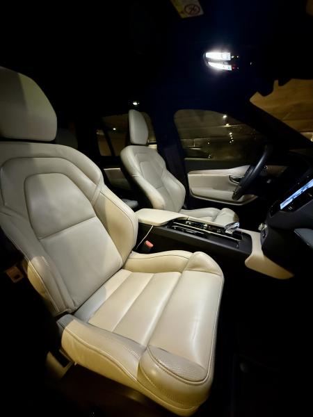 XC 90 T8 Ultimate Dark 