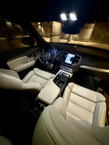 XC 90 T8 Ultimate Dark 