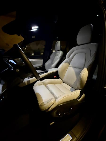 XC 90 T8 Ultimate Dark 