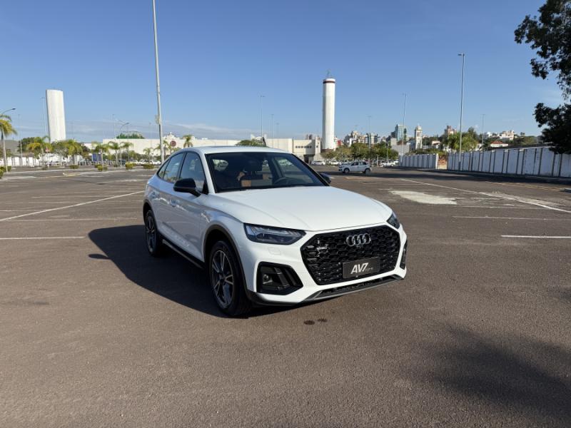Q5 Sportback Performa Black 