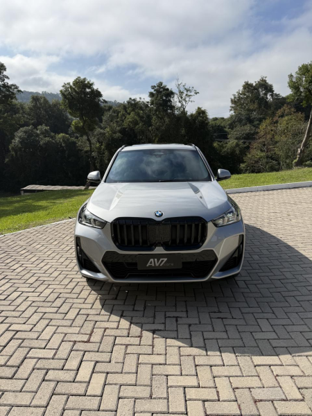 X1 20i M Sport