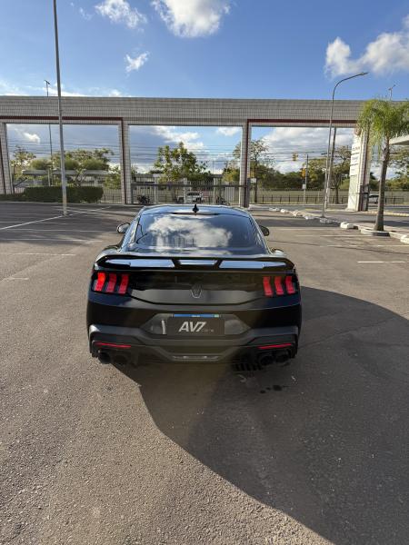 Mustang Dark Horse
