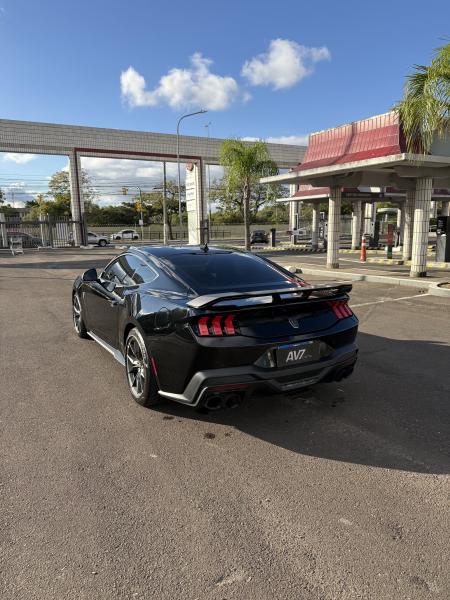 Mustang Dark Horse