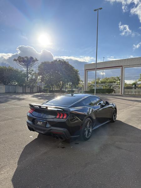Mustang Dark Horse