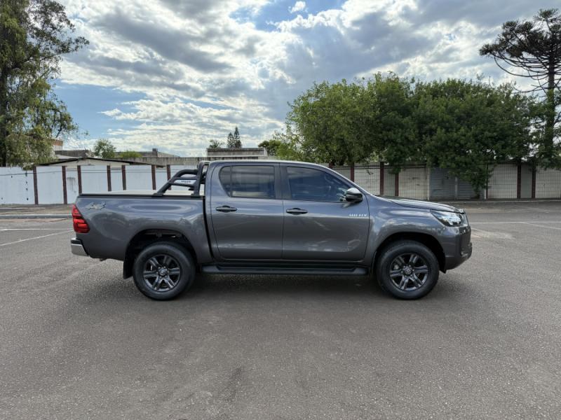 Hilux CD SR 4x4 