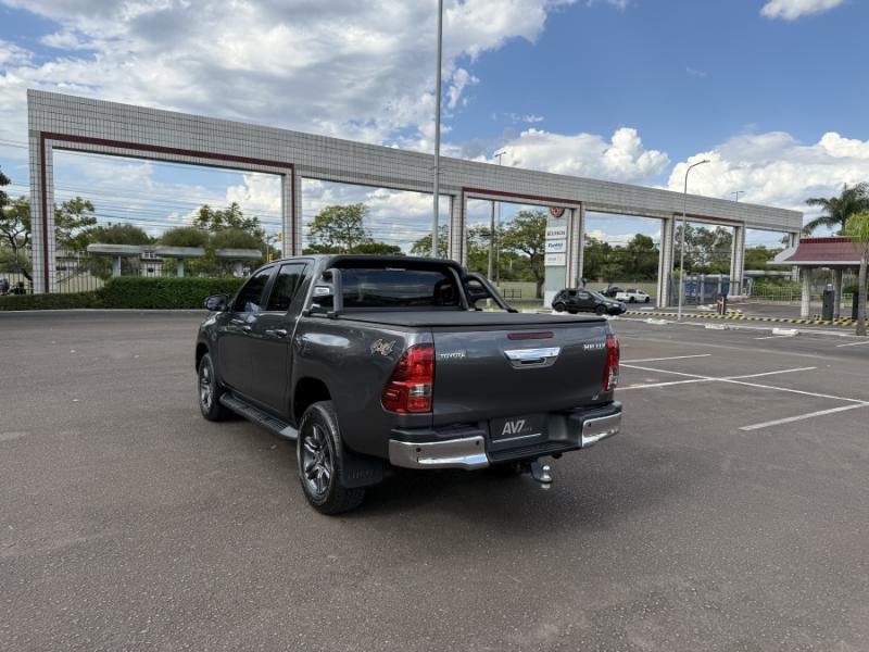 Hilux CD SR 4x4 