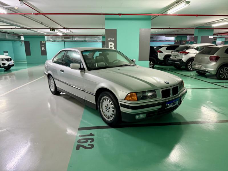 325i Coupe